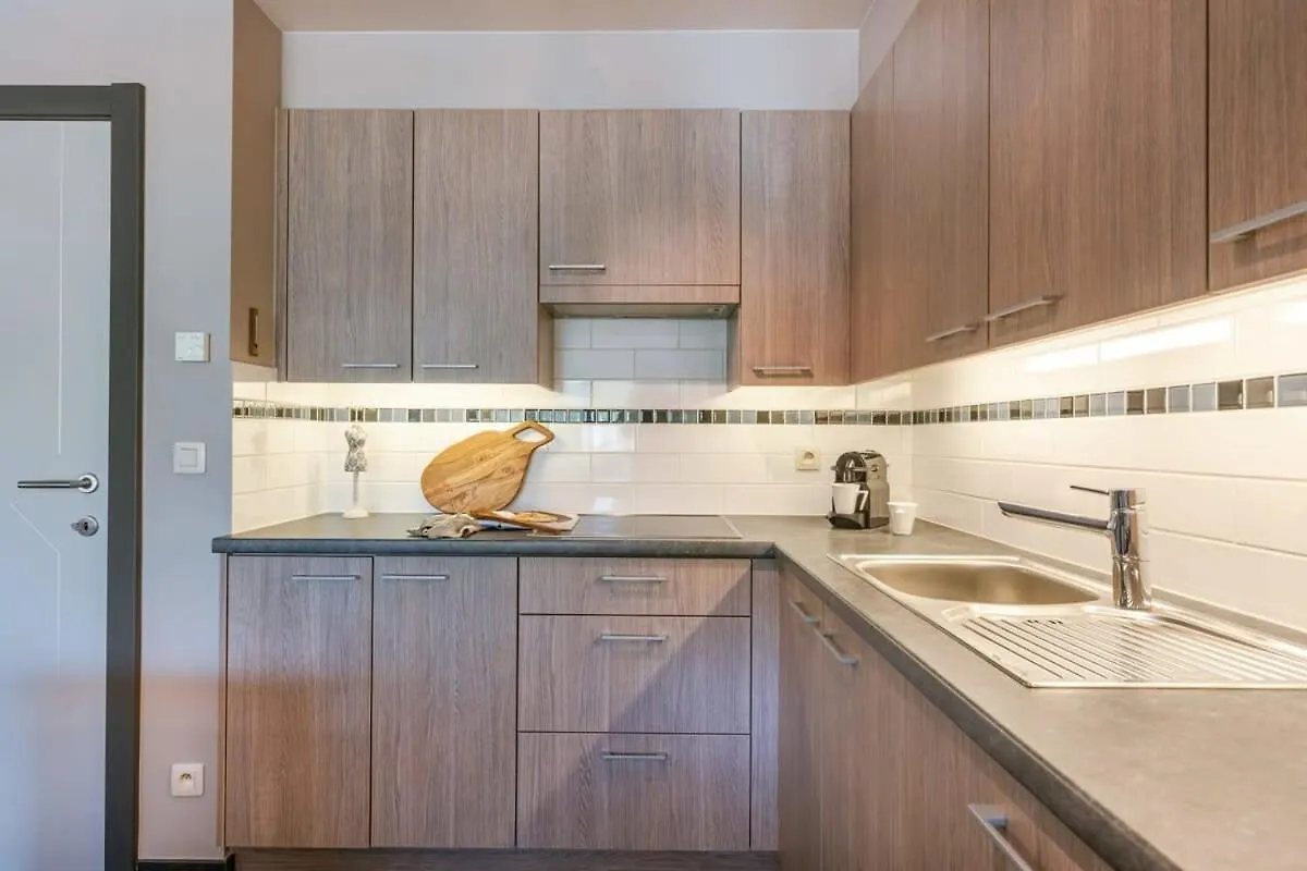 Huswell - Bright Apartment With Parking Near The Beach ブレーデネ ベルギー