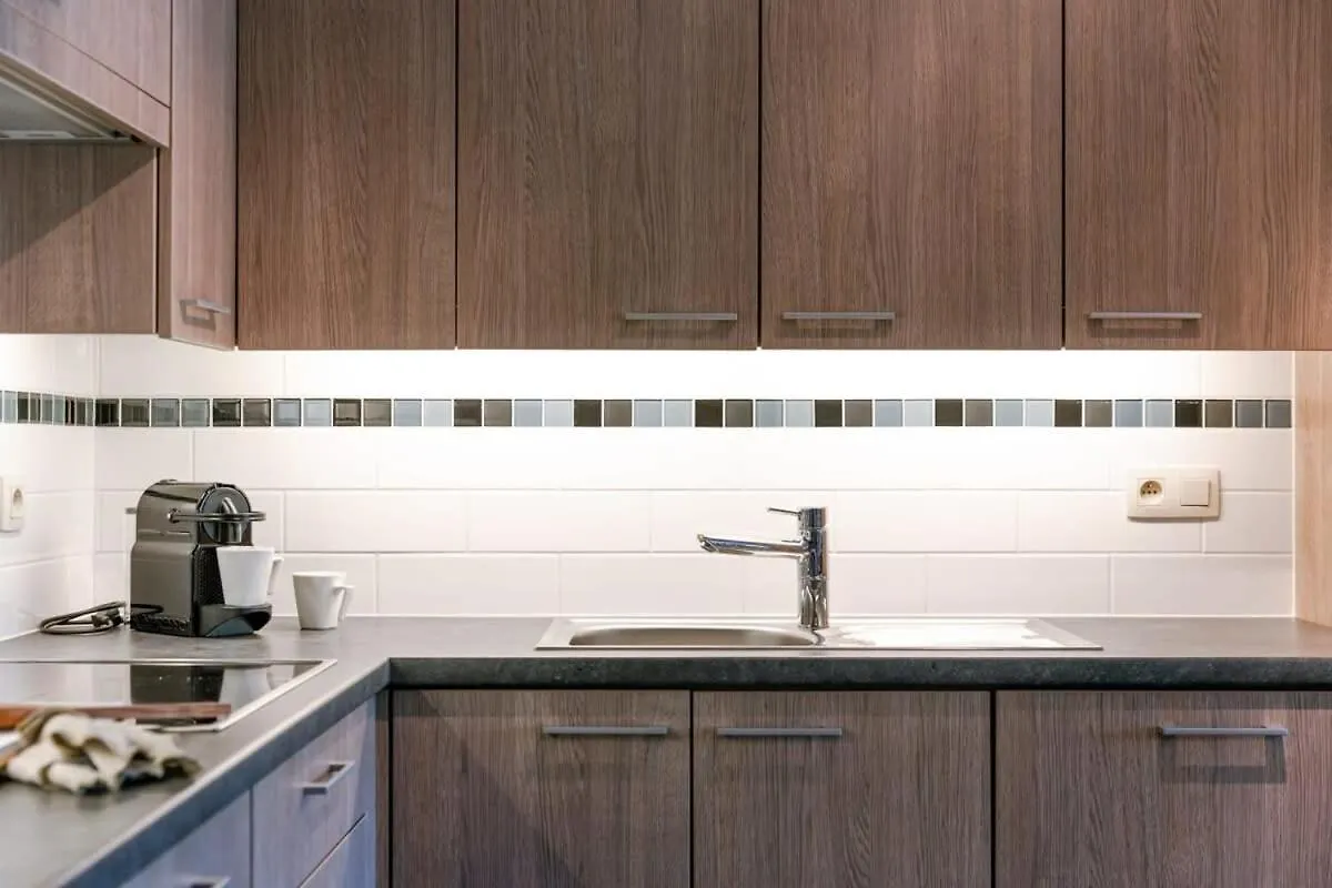 Huswell - Bright Apartment With Parking Near The Beach ブレーデネ 0*,  ベルギー