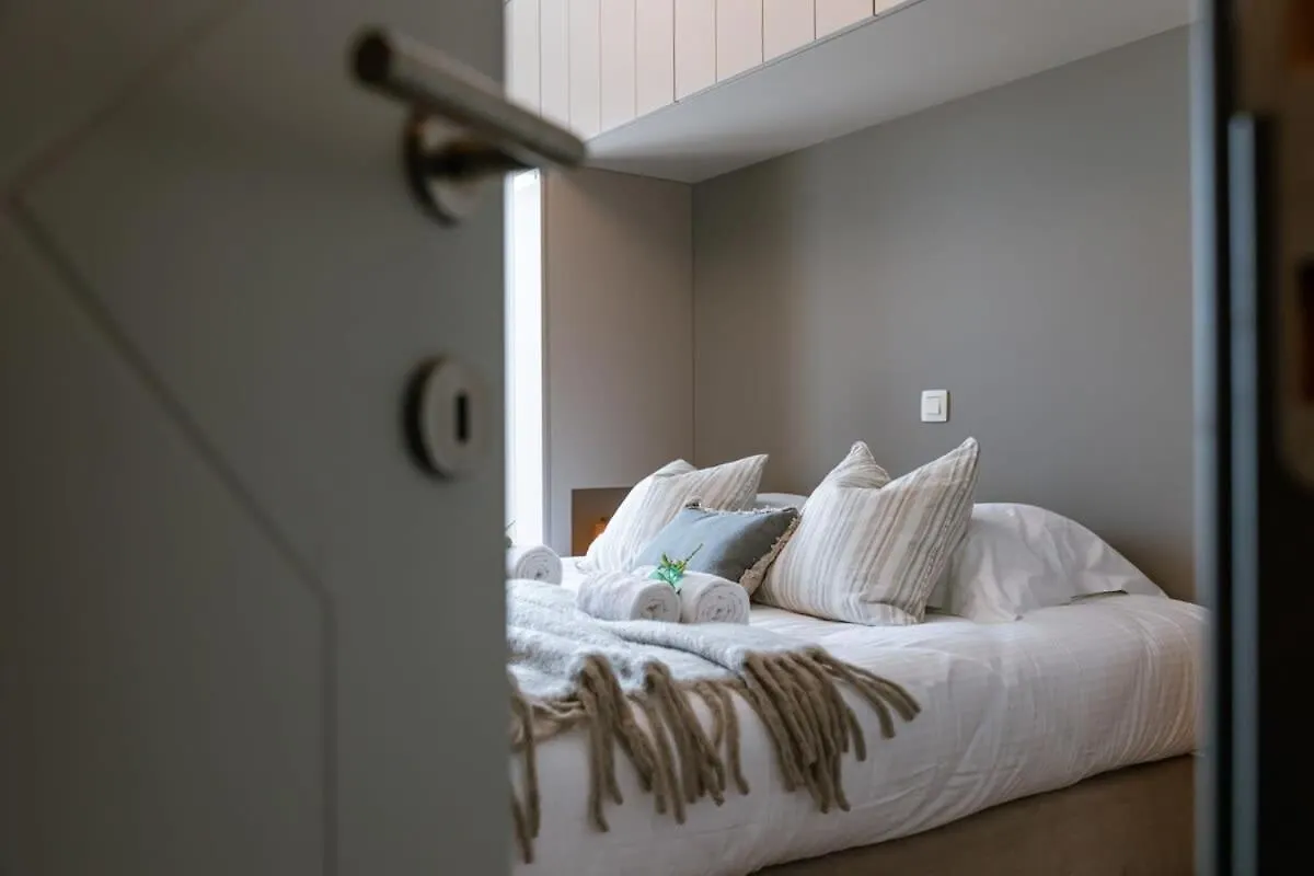 Huswell - Bright Apartment With Parking Near The Beach ブレーデネ 0*,