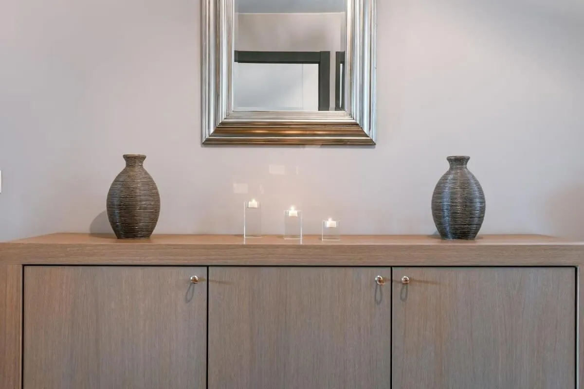 Huswell - Bright Apartment With Parking Near The Beach ブレーデネ