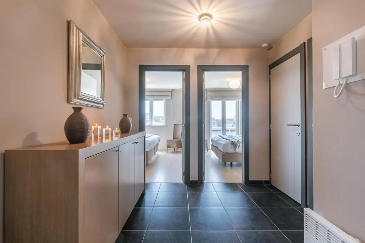 Huswell - Bright Apartment With Parking Near The Beach ブレーデネ
