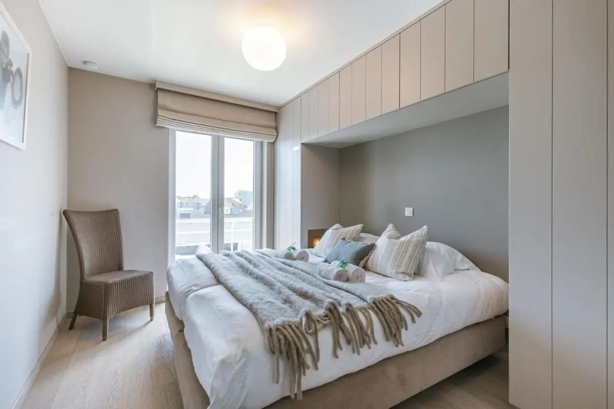 Huswell - Bright Apartment With Parking Near The Beach ブレーデネ 0*,  ベルギー